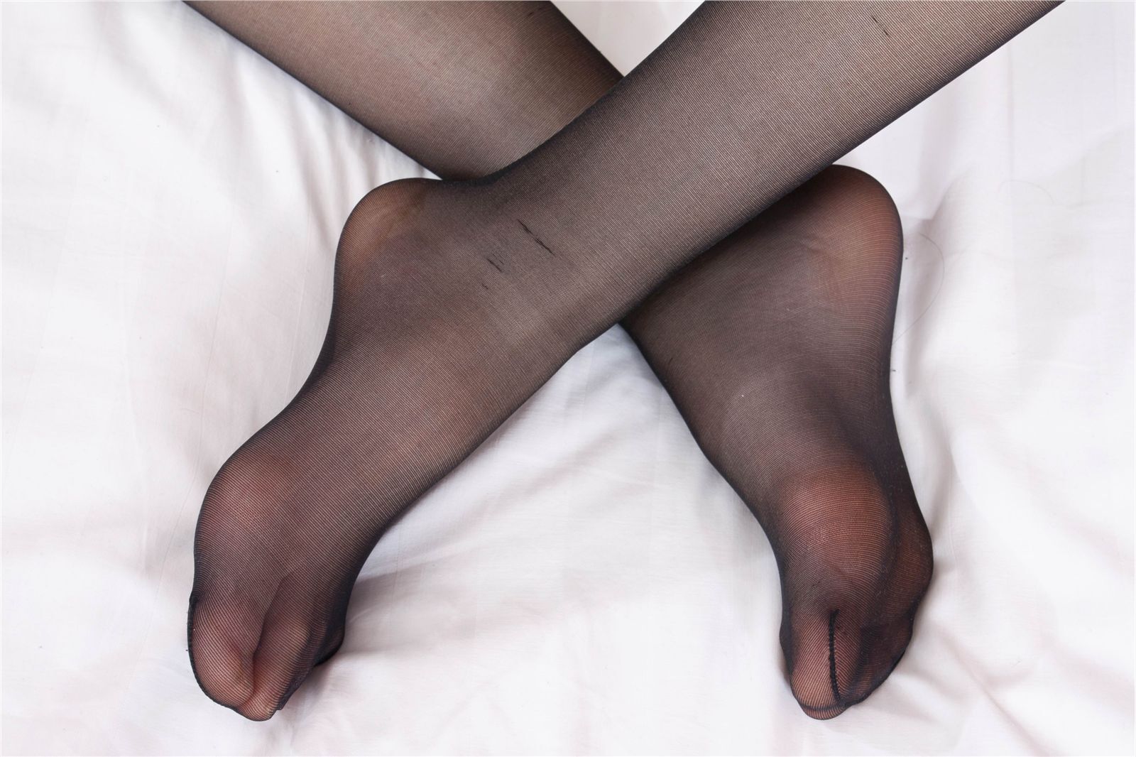 [炫彩时尚] 炫彩VIP光盘图 肚兜美眉 Model萝莉